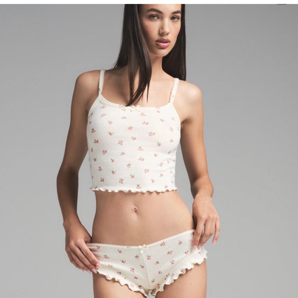 Skims*Rosé cropped cami sleep set size XS Valentine’s Day limited collection